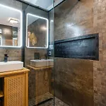 Coconhut - Terrace - Pool شقة