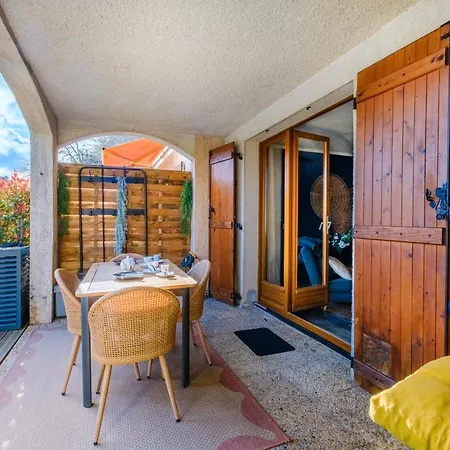 Coconhut - Terrace - Pool *