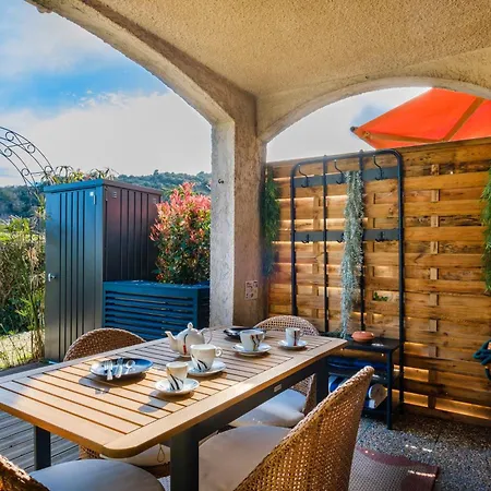Coconhut - Terrace - Pool Daire